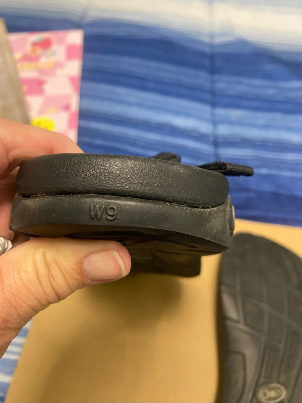 Chaco women’s size 9 Black Strappy Sandals